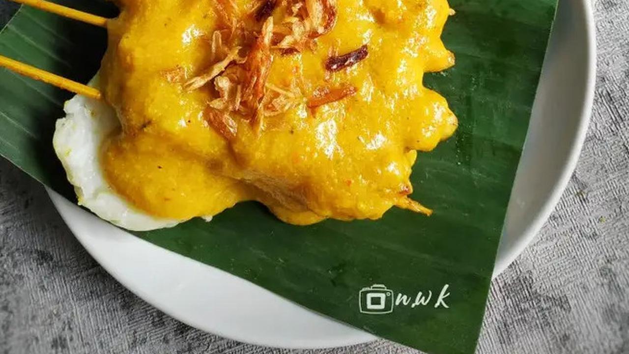 Ilustrasi Sate Padang
