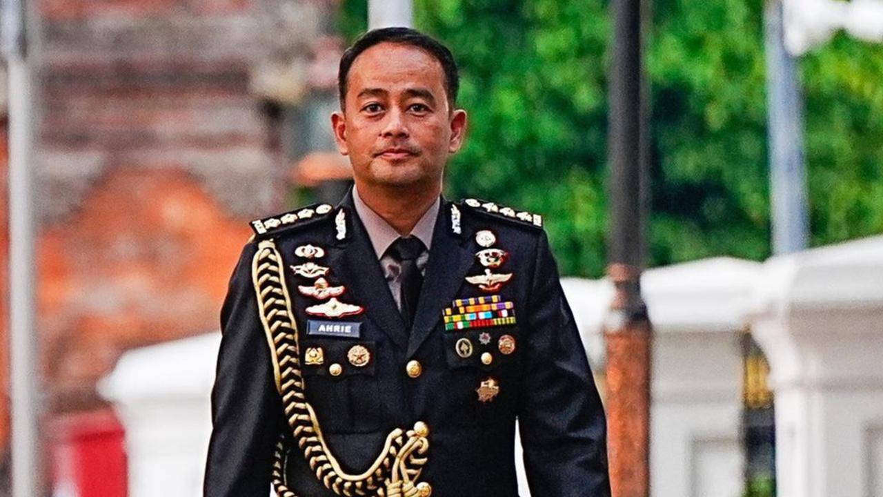 Sisi Lain Kombes Ahrie Sonta Ajudan Prabowo, Bergelar Doktor hingga Mantan Adik Asuh Irjen Krishna Murti