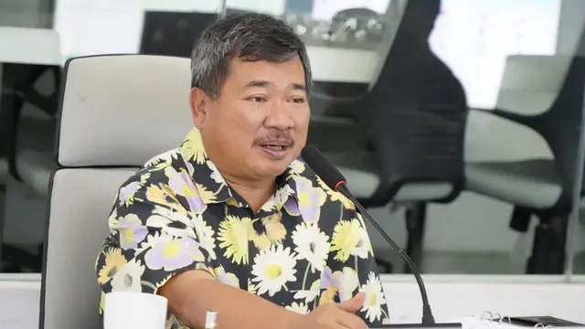 Tidak hanya itu, untuk menghadapi ancaman lonjakan pasien Covid-19, Buoati Rudy menyatakan, Satgas COvid-19 telah menyediakan hotel dan rusun di Garut sebagai ruang isolasi terpusat (isoter).