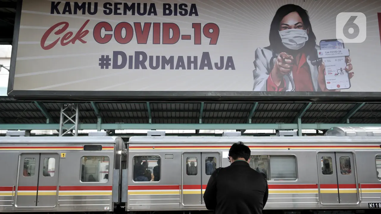 Penumpang KRL Terus Menurun