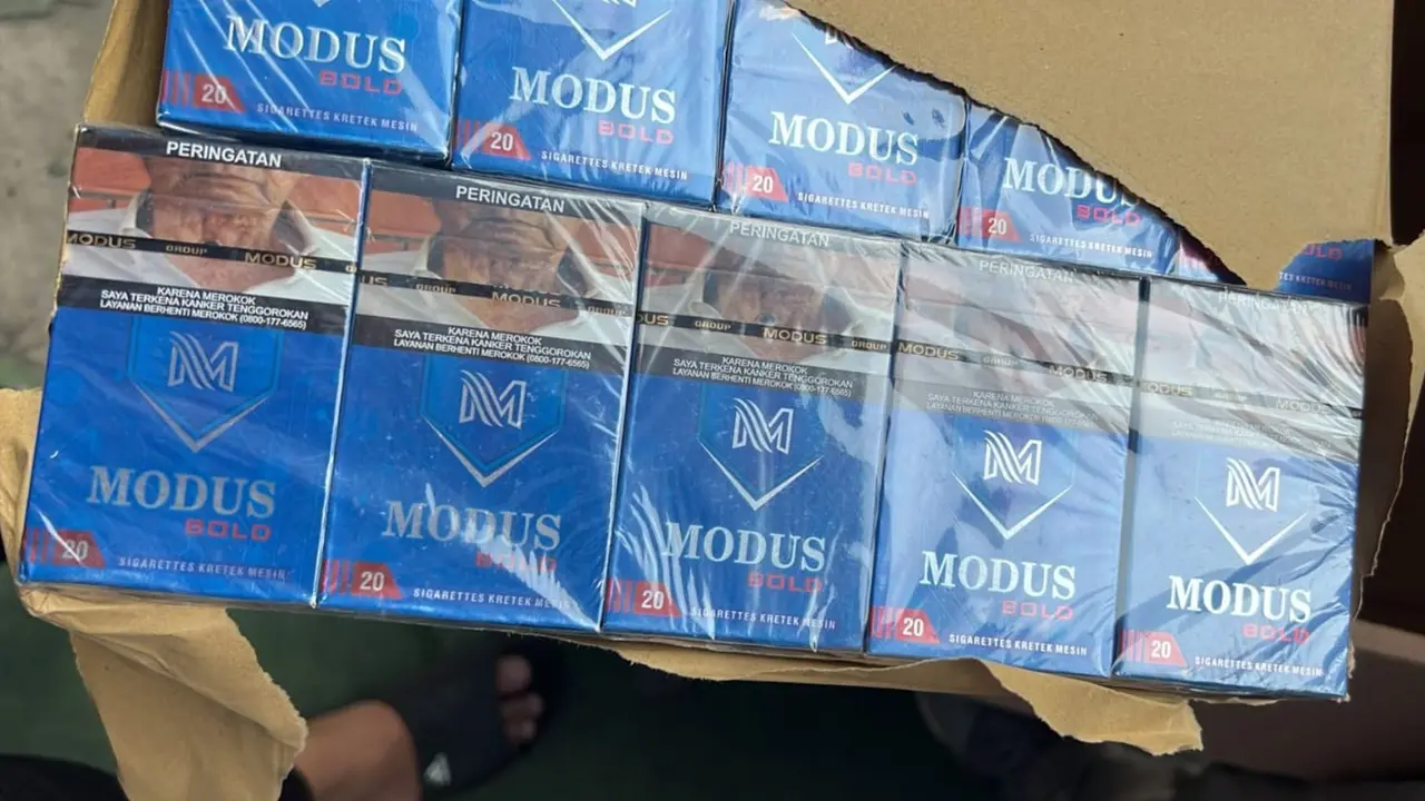 Bea Cukai putus distribusi barang kena cukai ilegal di Malang. (Istimewa)