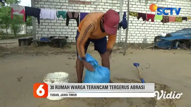 Kerusakan parah menimpa rumah warga di pesisir utara Desa Margosuko, Kabupaten Tuban, Jawa Timur, akibat diterjang ombak besar. Pondasi bangunan rumah juga menggantung, akibat habis terkikis ombak laut. Tak hanya itu, sekitar 30 bangunan warga teranc...