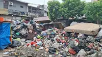 Sampah di Pasar Kopro Jakbar Sepekan Menumpuk, Pedagang Resahkan Bau hingga Sepi Pembeli