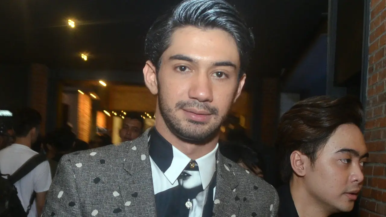 [Bintang] Reza Rahadian