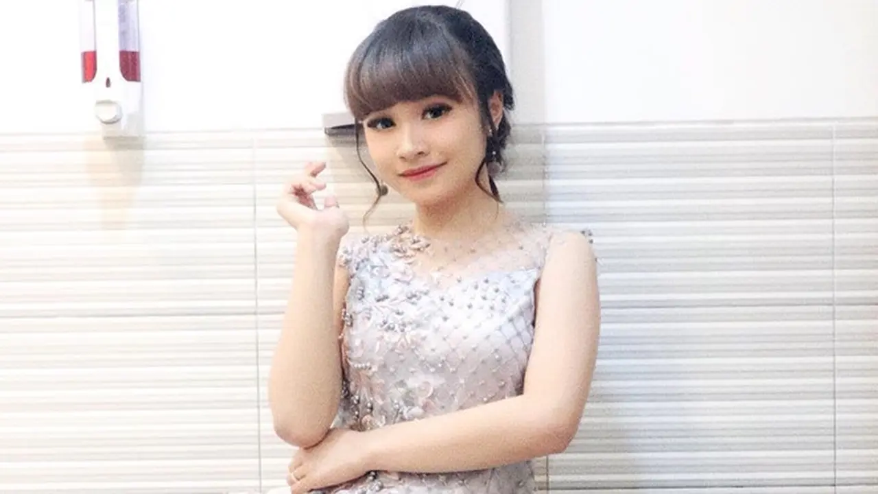 6 Potret Liburan Penyanyi Dangdut Tasya Rosmala, Makin Memesona