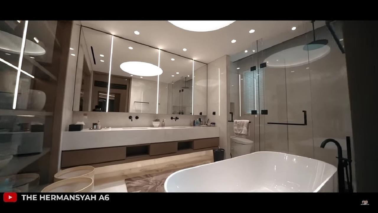 Kamar Mandi Mewah