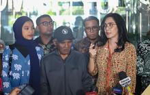 FOTO: Didampingi Rieke Diah Pitaloka, Ayah Korban Dini Mengadu ke Komisi Yudisial untuk Keadilan