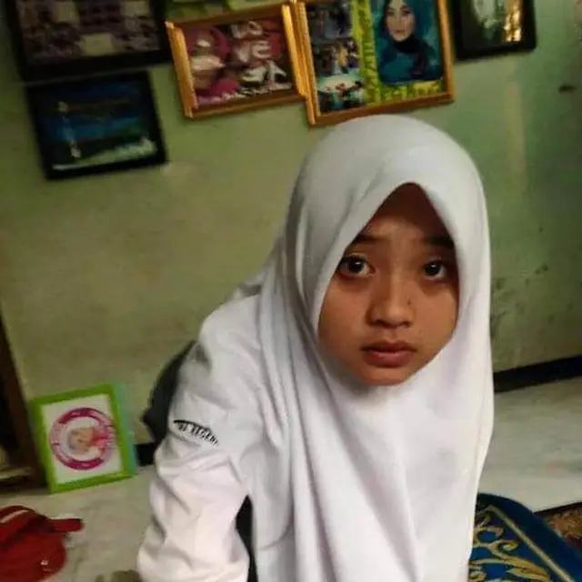 6 Potret Lawas Ega Noviantika, Kini Sudah Jadi Ibu