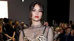 Miss Universe 2018, Catriona Grey menghadiri fashion show Nicole Miller selama New York Fashion Week: The Shows at Gallery II di Spring Studios di New York City (8/9/2019). Catriona Grey mengenakan gaun bermotif leopard dengan bloseu mesh transparan. (AFP Photo/Bennett Raglin)