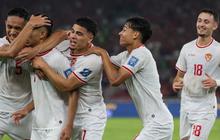 FOTO: Sejarah Baru! Indonesia Taklukan Arab Saudi, Bikin GBK Membara