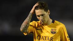 Ekspresi Lionel Messi setelah Barcelona kalah 1-4 dari Celta Vigo dalam lanjutan La Liga Spanyol di Stadion Balaidos, Vigo, Spanyol, Kamis (24/9/2015) dini hari WIB. (AFP Photo/Miguel Riopa)