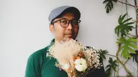 Widasroom Kembali Luncurkan Karya Bermusiknya lewat Single We Love Life, Sebuah Refleksi Pernikahannya