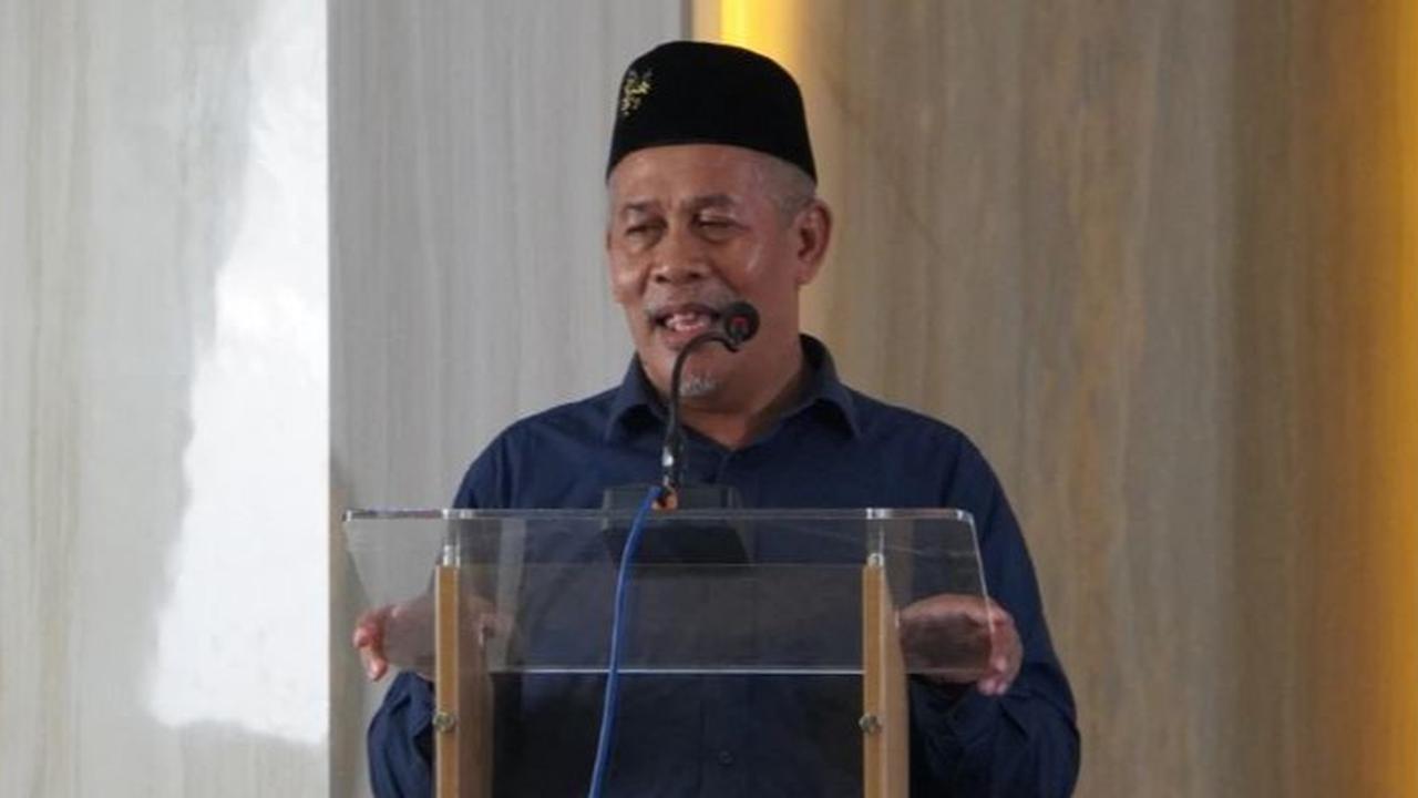 Namun ditegaskan juga oleh Gus Fahrur, bahwa pemecatan tersebut tidak berkaitan dengan konstalasi Pemilihan Presiden (Pilpres) 2024.<br>