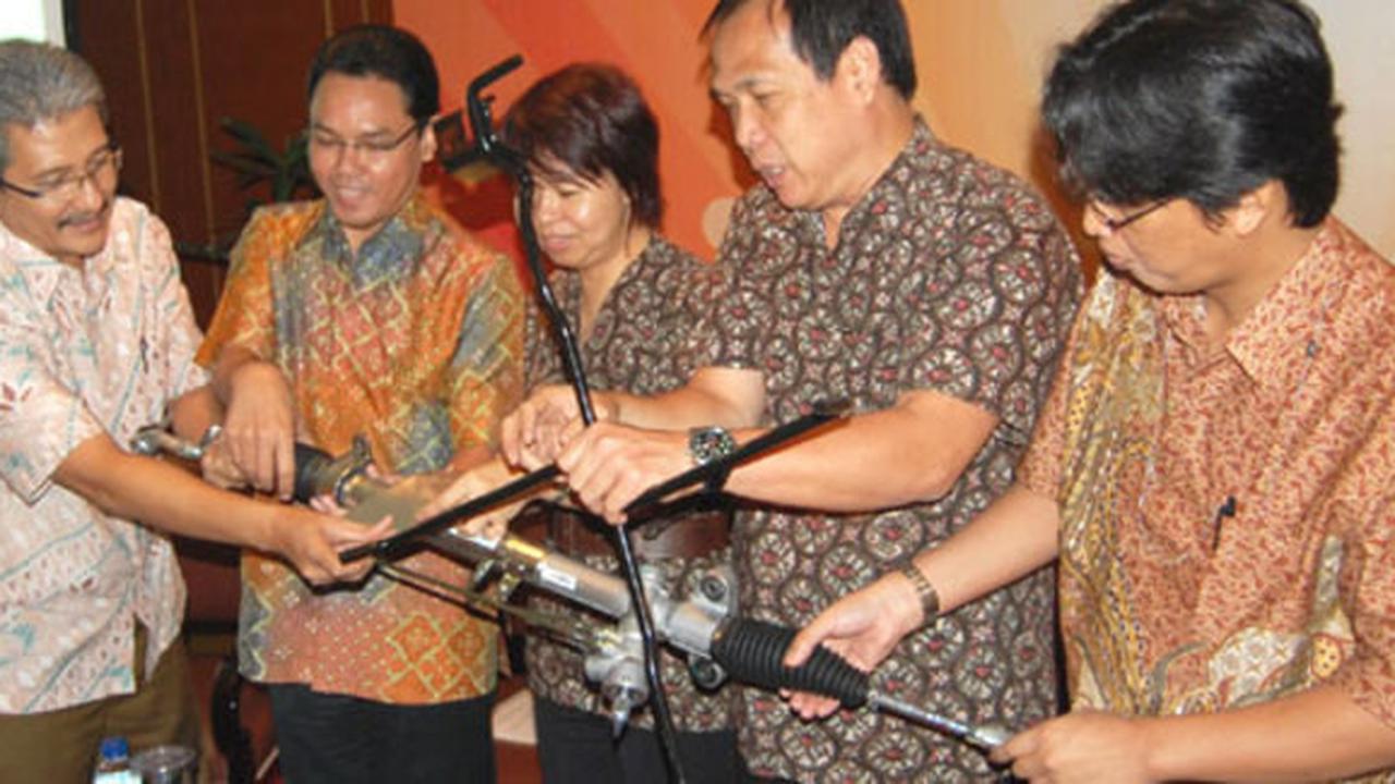Daihatsu berikan jangka waktu setahun untuk penggantian sukucadang Gran Max dan Sirion
(Foto: Nazar Ray)