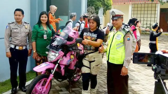 Mouzza Zee siap berkelana lewat Ekspedisi Kartini 4/Foto: copyright vemale.com/wnd