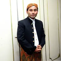 Selebriti Judika diberi gelar ( KRH kencananingrat ) mengikuti jejak istrinya yg terlebih dahulu