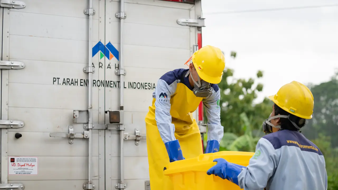PT TBS Energi Utama Tbk (TOBA)