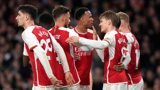 Arsenal vs Luton Town