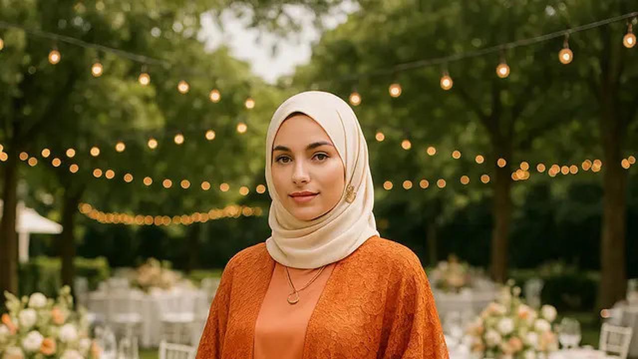 7 Model Gamis Satin Outer Brokat Elegan untuk Acara Spesial