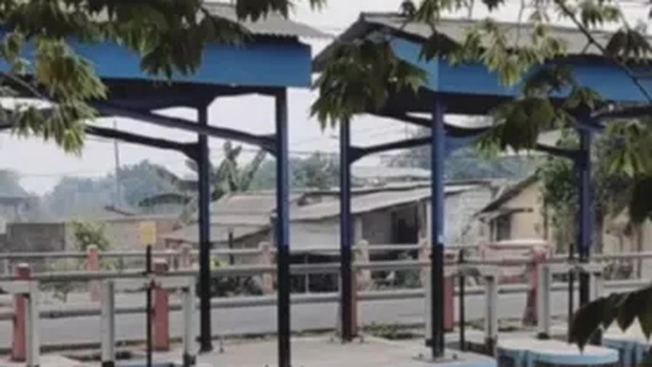 Saat semakin berkembang, pabrik ini punya PLTA dari sungai yang tak jauh dari pabrik