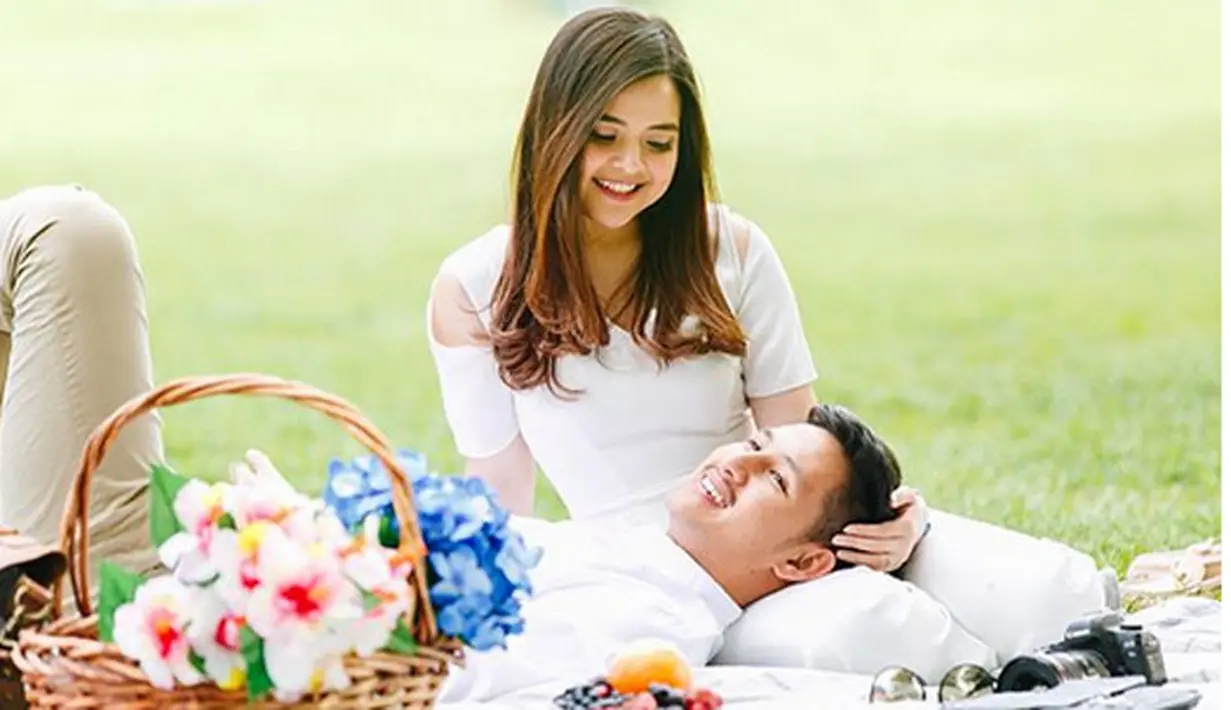 [Bintang] Tasya Kamila dan Randi Bachtiar