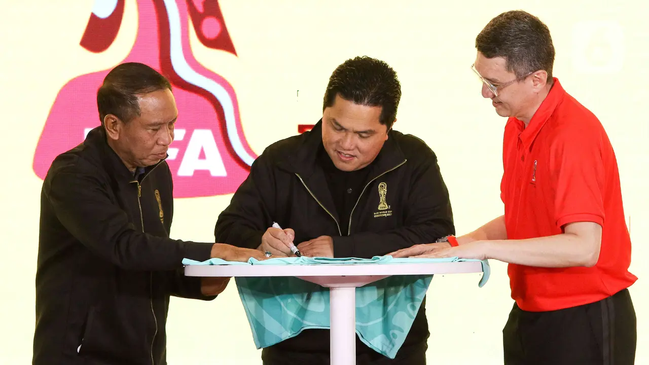 Diluncurkan Erick Thohir, Produk Lokal Resmi Genggam Lisensi Suvenir dan Merchandise Piala Dunia U-20 2023