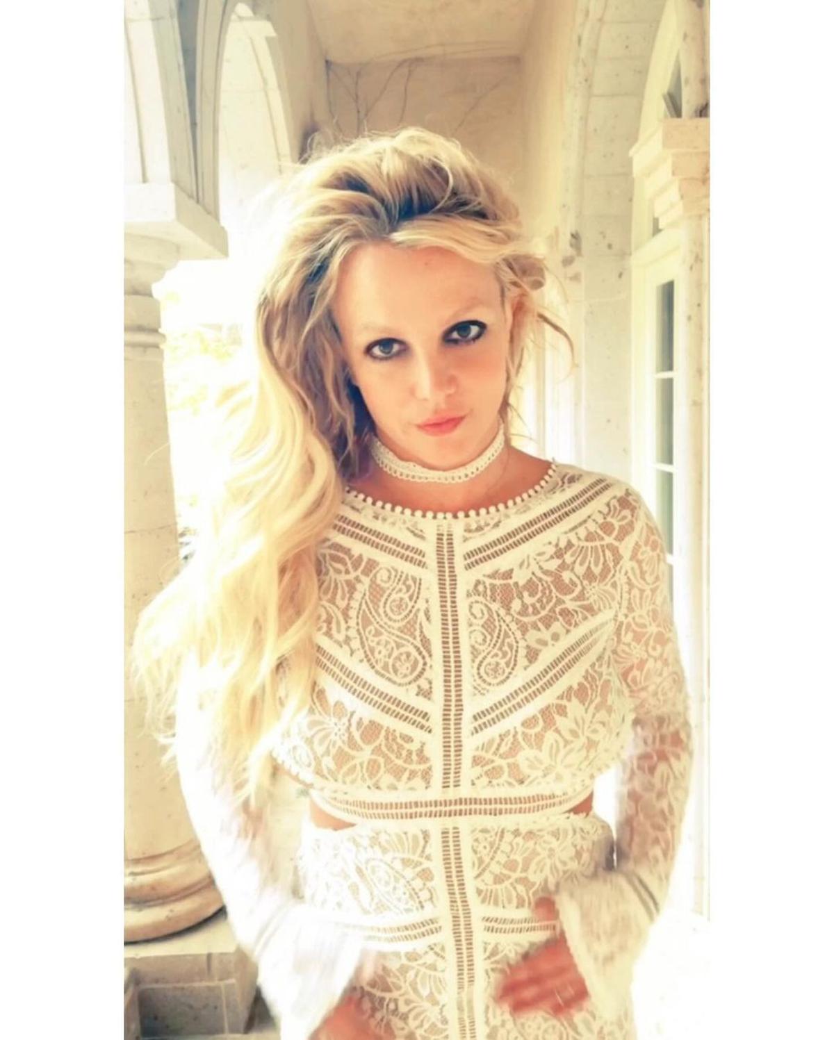 Sebelum NIkahi Diri Sendiri, ini Perjalanan Asmara Britney Spears yang Cukup Rumit