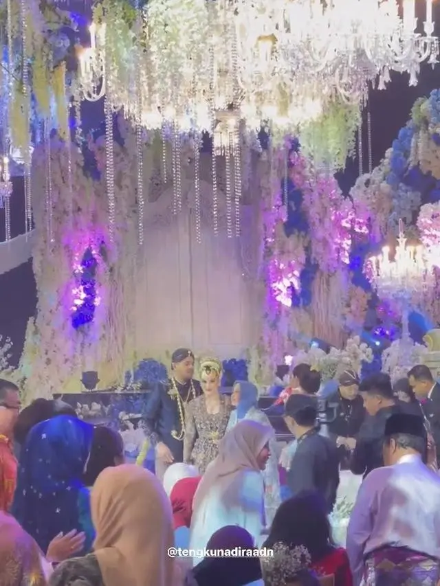 Pernikahan anak Enny Beatrice, Tengku Najwa (Instagram/aryavasco)