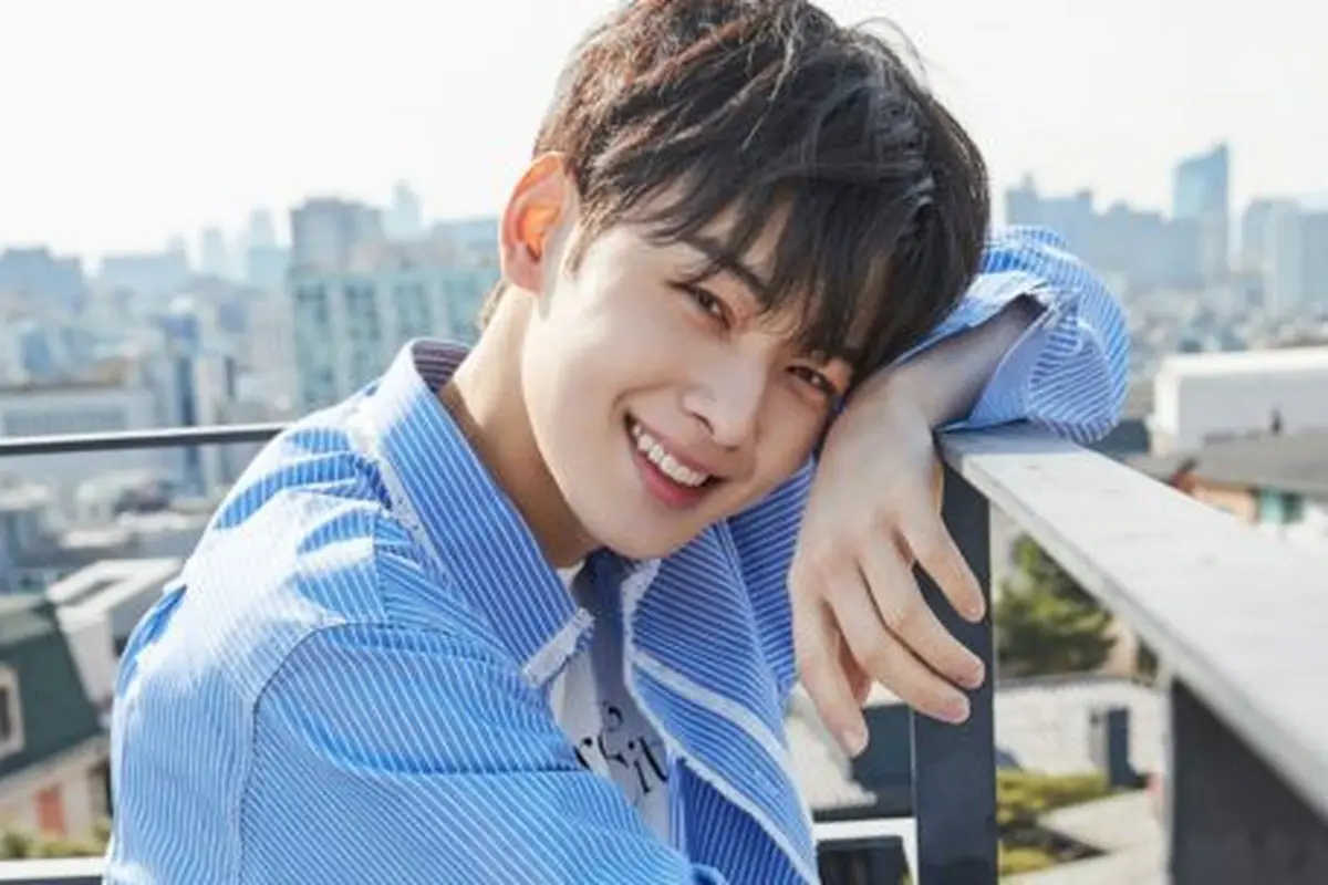 Cha Eun Woo Astro (Fantagio via Soompi)