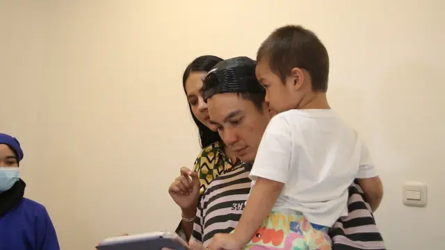 Baim Wong dan Kiano. (Foto: Dok. YouTube Baim Paula)