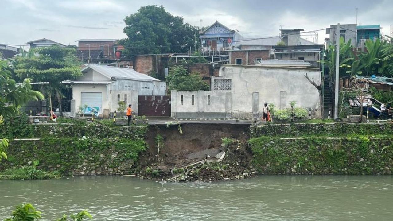 Dinas PUPR Mataram Segera Asesmen Penanganan Longsor Sungai Jangkuk, Warga Diminta Waspada