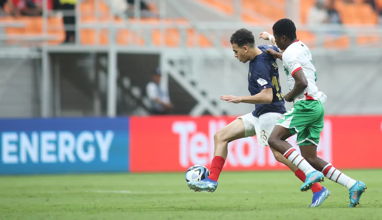 Prancis dipaksa bekerja ekstra keras mengalahkan Timnas Burkina Faso U-17 dengan skor 3-0. (Doc. LOC WCU17/BRY)