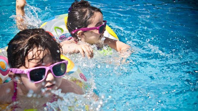 Jorok Peneliti Ungkap Seberapa Banyak Pipis Di Kolam Renang Umum Beauty Fimela Com