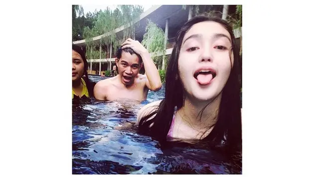 Sering Dikira Pacar, Ini 6 Momen Manis Ranty Maria dan Kakaknya