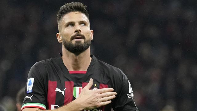Foto: Aksi Luar Biasa Olivier Giroud saat Membawa AC Milan Membungkam Sampdoria, Borong 3 Gol