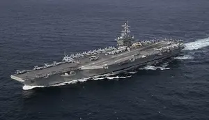 8 Awak Kapal USS Abraham Lincoln Dilaporkan Coba Bunuh Diri