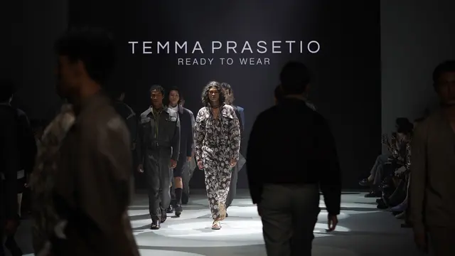 Timeless Structure sebagai tema dari Annual Collection TEMMA PRASETIO