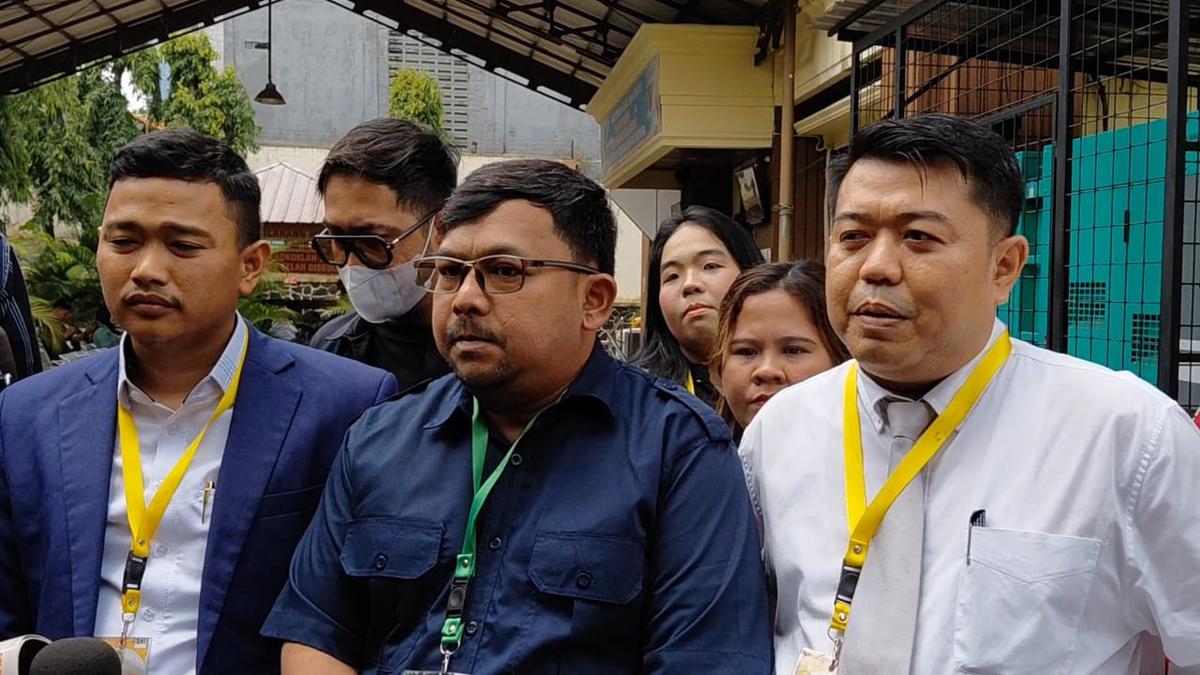 Bedu Absen di Sidang Perceraian Lanjutan dengan Irma Kartika, Kuasa Hukum Beri Penjelasan