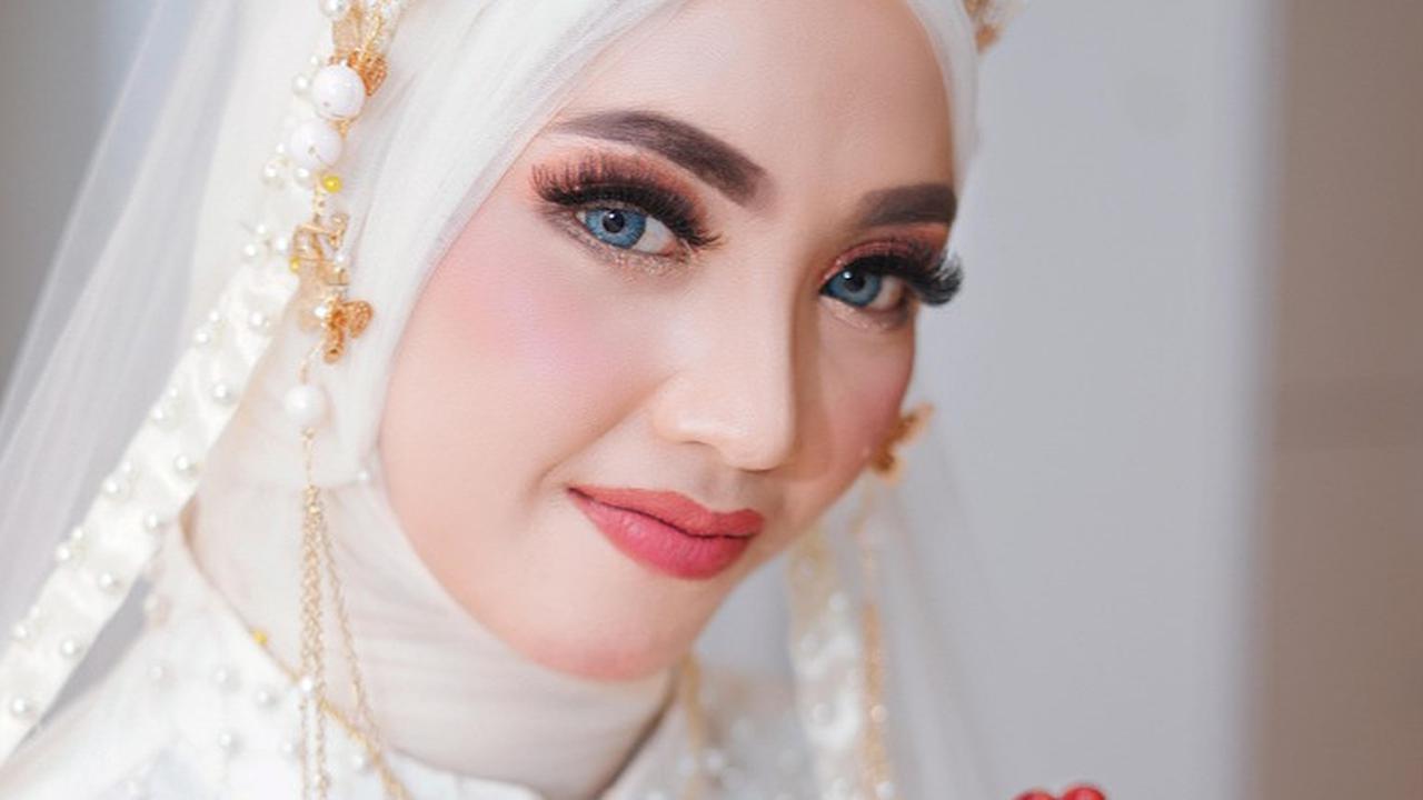 7 Model Kebaya Islami Putih untuk Akad Pernikahan, Anggun dan Penuh Makna
