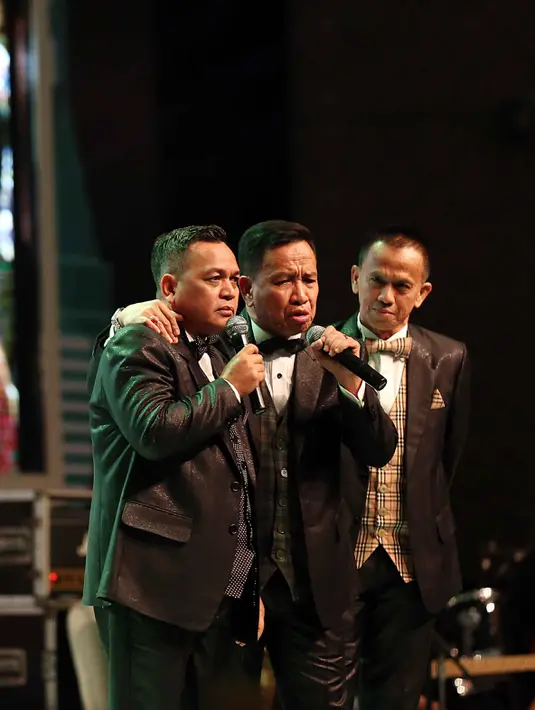 Lelaki yang biasa disapa dengan Bang Yos itu melihat para personelnya pinter dan intelek. Ia berharap, Bagito ke depan tidak bubar lagi. (Nurwahyunan/Bintang.com)