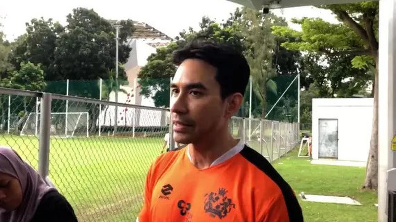 Reaksi Beragam Artis Indonesia Tentang Kekalahan Timnas 1-5, dari Kekecewaan hingga Kritik Pedas