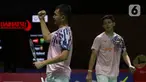 Pebulu tangkis ganda putra, Fajar Alfian/Muhammad Rian Ardianto merayakan kemenangan atas Xie Hao Nan/ Zeng Wei Han (China) pada perempat final Daihatsu Indonesia Masters 2025 di Istora Gelora Bung Karno, Senayan, Jakarta (24/1/2025). (Liputan6.com/Helmi Fithriansyah)