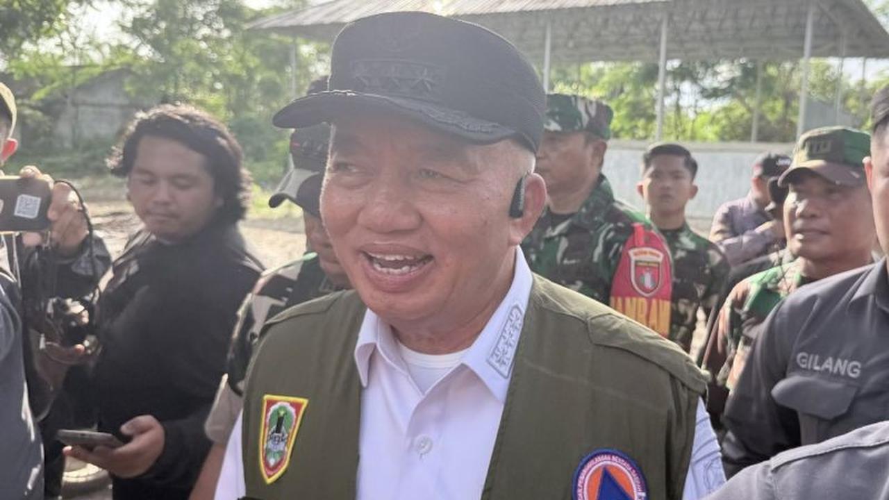 Gubernur Kalsel Perintahkan Kolaborasi SKPD Kalsel untuk Bantu Korban Banjir