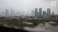 IQAir sendiri mengukur kualitas udara berdasarkan nilai Particulate Matter (PM2.5), yang adalah polutan berbentuk debu, jelaga, asap berukuran lebih kecil dari 2,5 mikron atau µm (mikrometer atau sepersejuta meter). (Liputan6.com/Faizal Fanani)
