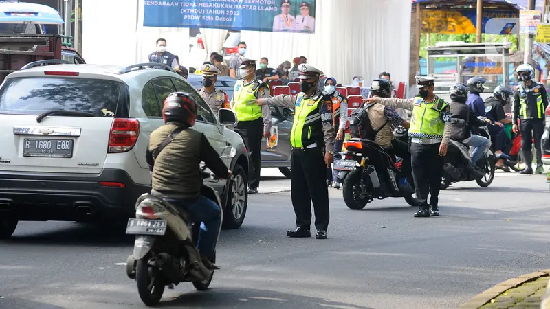 Ratusan Kendaraan Terjaring Razia Pajak STNK di Depok
