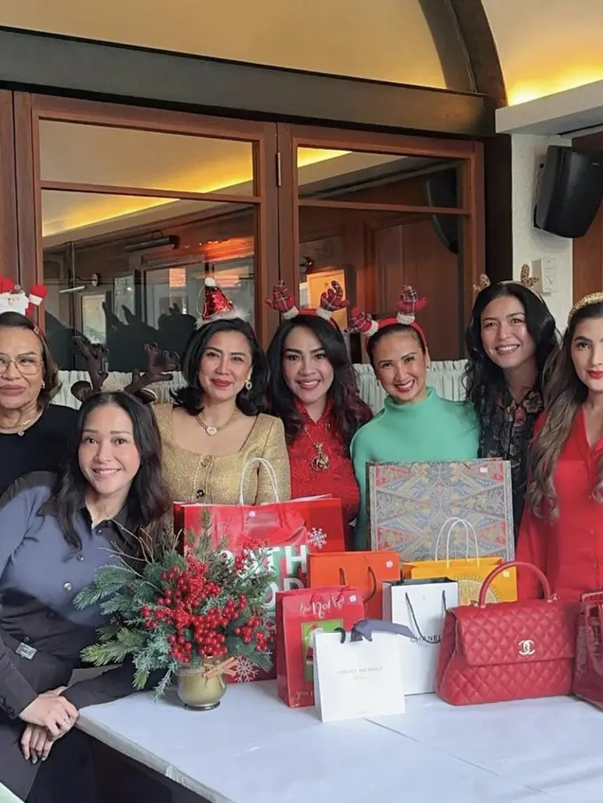Potret kebersamaan arisan mama sugar, sumber: Instagram @maiaestiantyreal