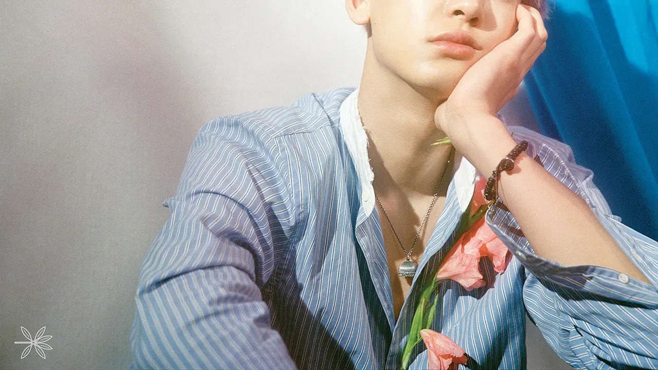 [Bintang] Pose Imut Chanyeol di Teaser Comeback EXO