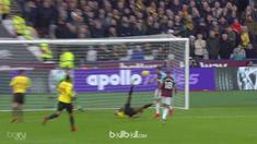 West Ham kembali ke trek kemenangan setelah mengatasi Watford 2-0, Sabtu (10/2) dalam lanjutan Liga Inggris. The Hammers sebelumny...