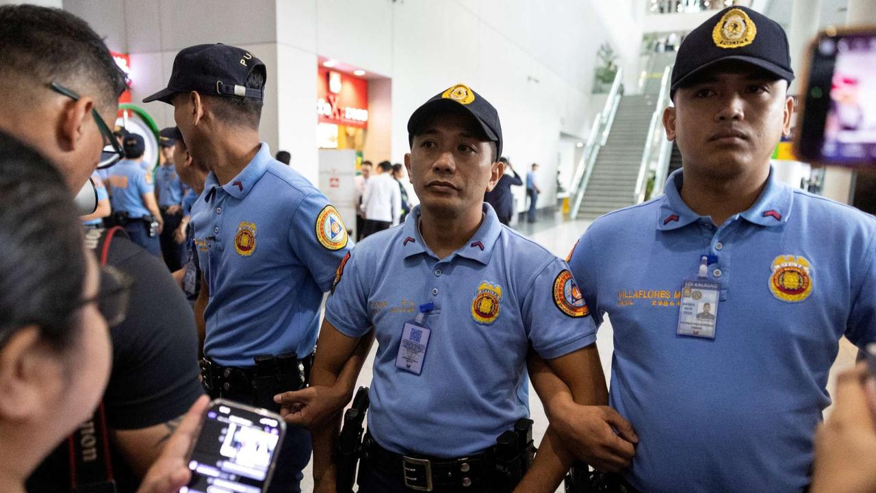 Bandara Manila dijaga ketat saat penangkapan mantan Presiden Filipina Rodrigo Duterte