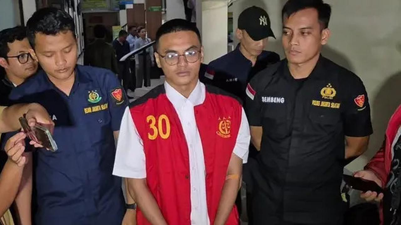 Vadel Badjideh Siapkan 4 Saksi Untuk Sidang Kasus Dugaan Persetubuhan yang Libatkan Lolly